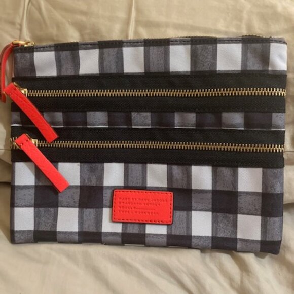 NWOT MARC BY MARC JACOBS Plaid Gingham Clutch/Cosmetic Bag - Picture 3 of 6